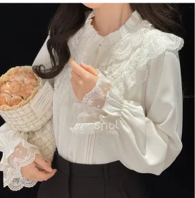 Sweet French White Lace Long-Sleeved Blouse