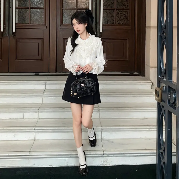 Sweet French White Lace Long-Sleeved Blouse